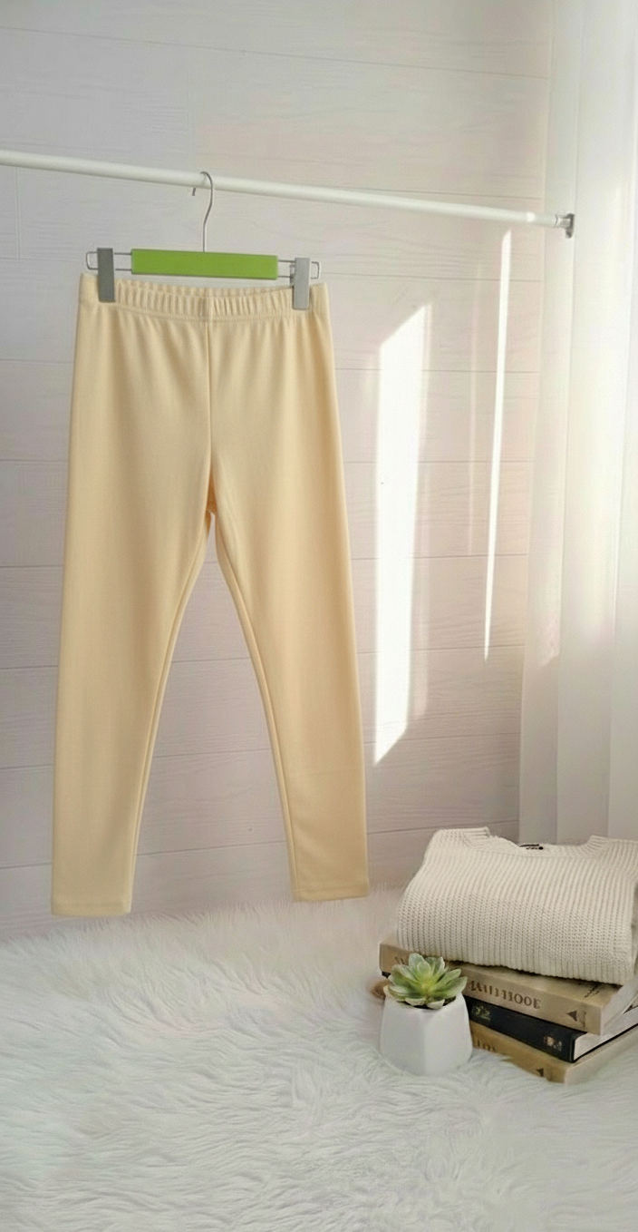 Girls Winter Tights - Light Yellow